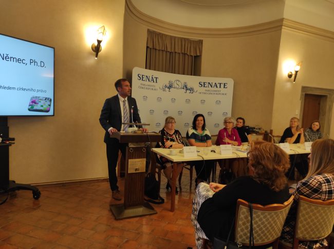 P. Němec - konference v Senátu
autor fota: D. Jaklová