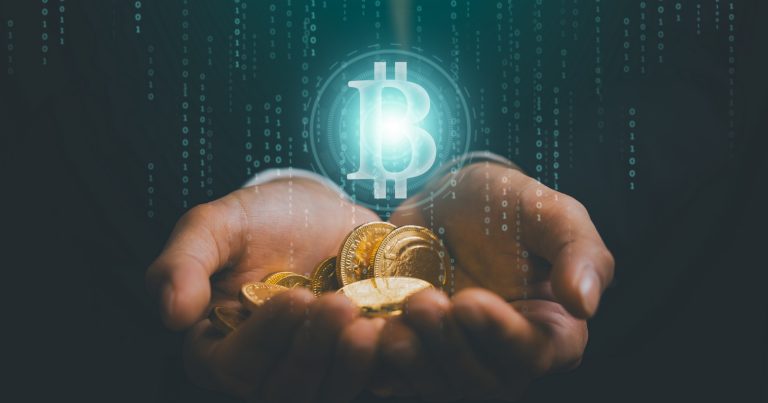 Bitcoiny. Zdroj: Shutterstock