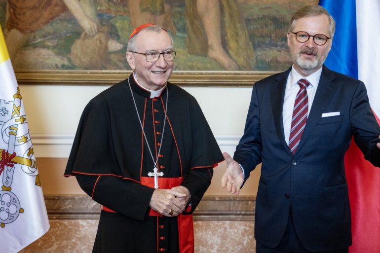 Premiér Petr Fiala přijal vatikánského státního sekretáře, kardinála Pietra Parolina