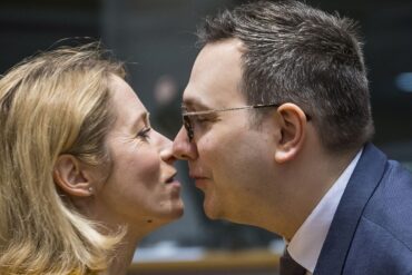 Šéfka unijní diplomacie Kaja Kallasová a český ministr zahraničních věcí Jan Lipavský