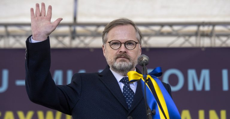 Petr Fiala na demonstraci Milionu chvilek