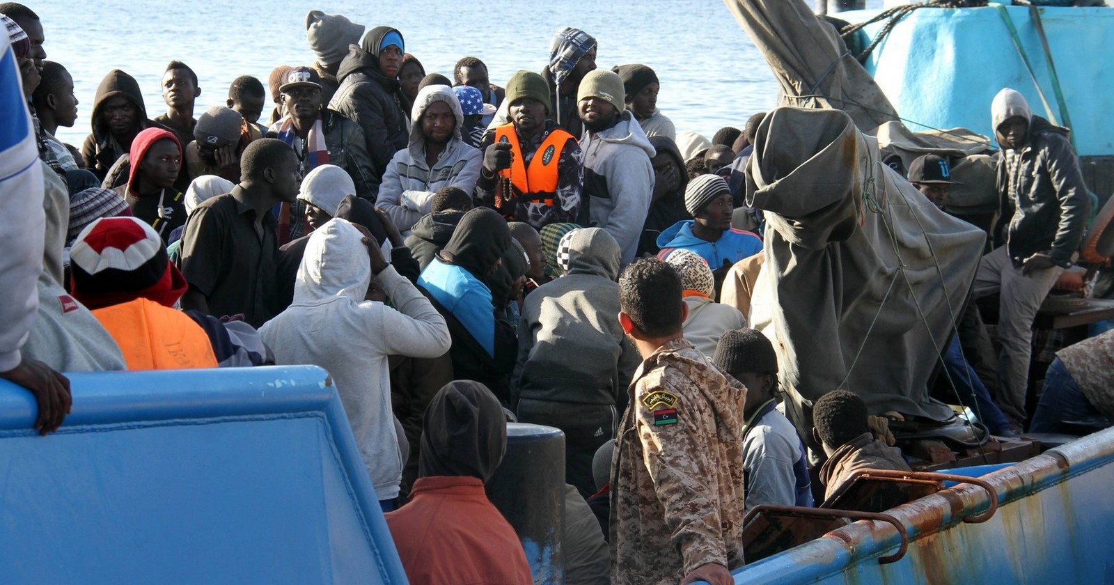 Migranti připlouvají k evropským břehům