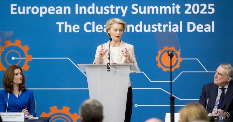 Předsedkyně Evropské komise Ursula von der Leyenová na Summitu CID