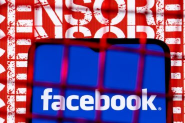 Cenzura na Facebooku - ilustrační foto