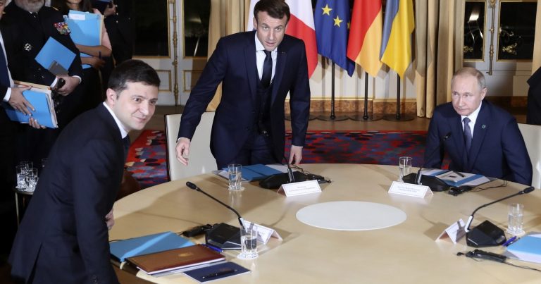 Zelenskyj, Macron a Putin v prosinci 2019