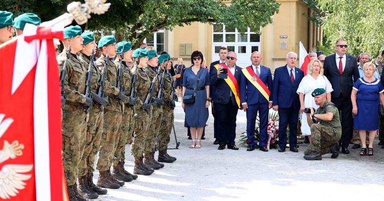 Den památky zavražděných na Volyni, slavnostní shromáždění ve Vratislavi