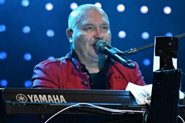 Zpěvák a skladatel Michal David