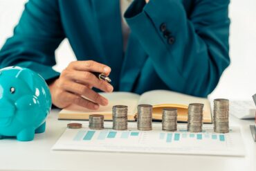 Dluhy a ekonomika - ilustrační foto