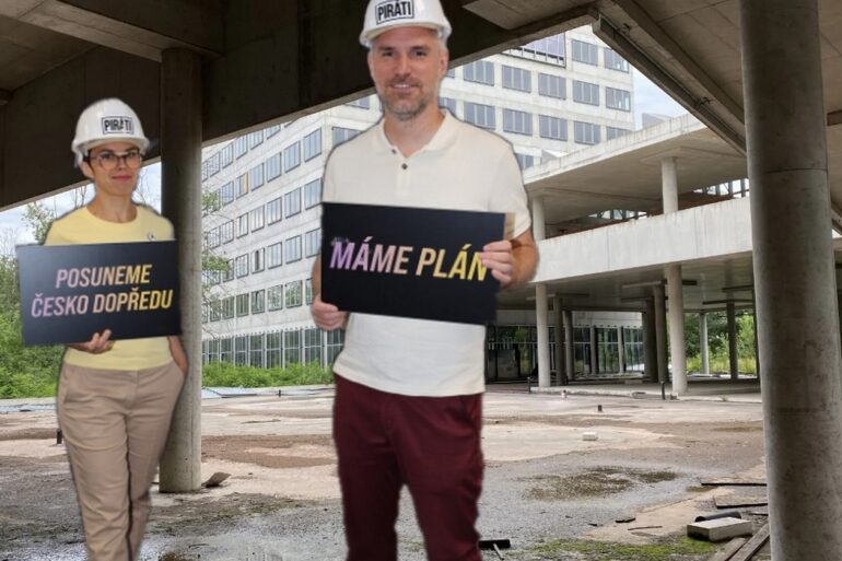 Piráti a Nová Palmovka na koláži Deníku TO