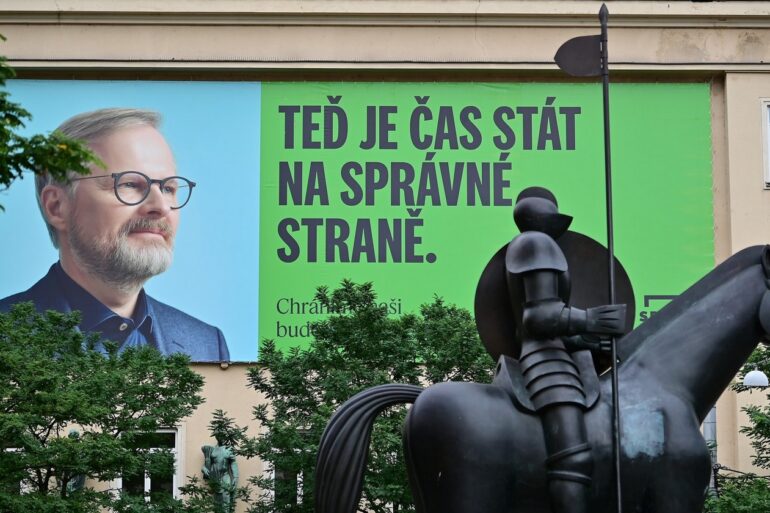 Předvolební billboard koalice SPOLU