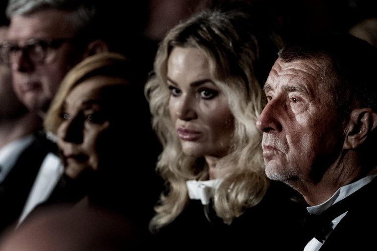 Manželé Babišovi va Vladislavském sále