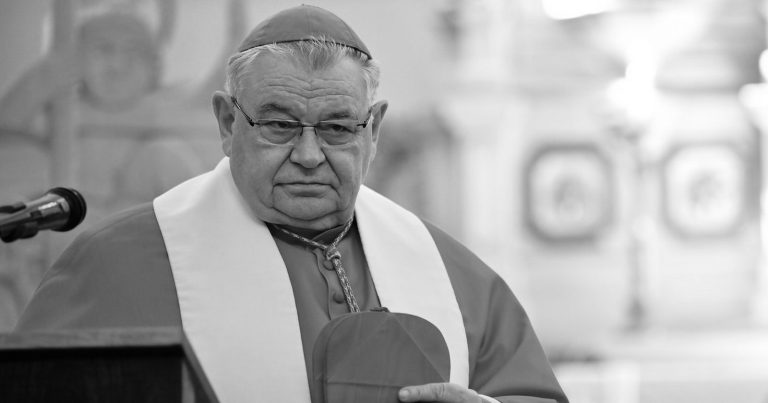 Zemřel kardinál Dominik Duka