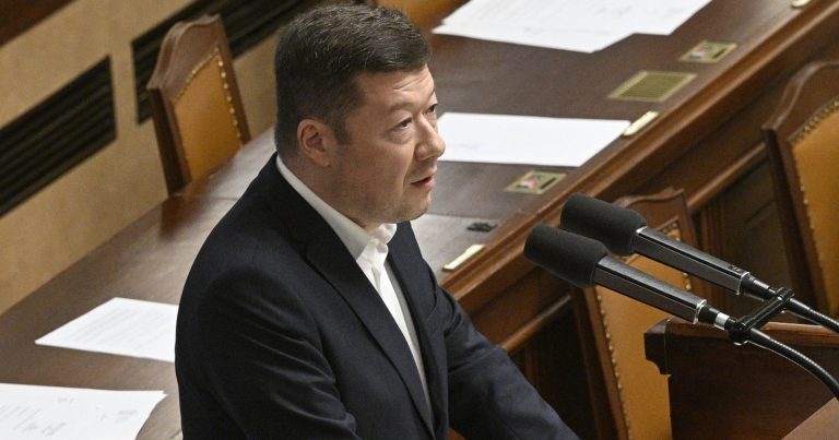 Předseda SPD a nově i Poslanecké sněmovny Tomio Okamura